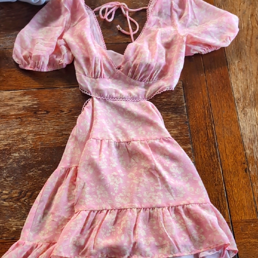 Pink Floral Dress w/side cutouts